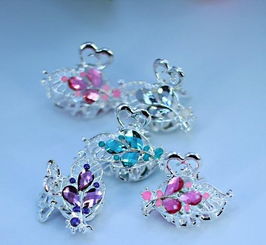 一元飾品、兩元店供應(yīng) 小樹葉貓眼小頂夾的廠家直銷與批發(fā)優(yōu)勢(shì)